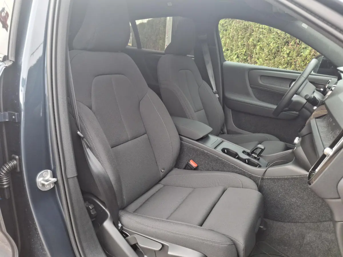 Single Motor Extended Range Plus Black Ed. 82 kWh | Demo | Panoramadak | 360 camera | Harman/Kardon | Pilot Assist |