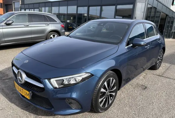 250 e Premium | Hybride