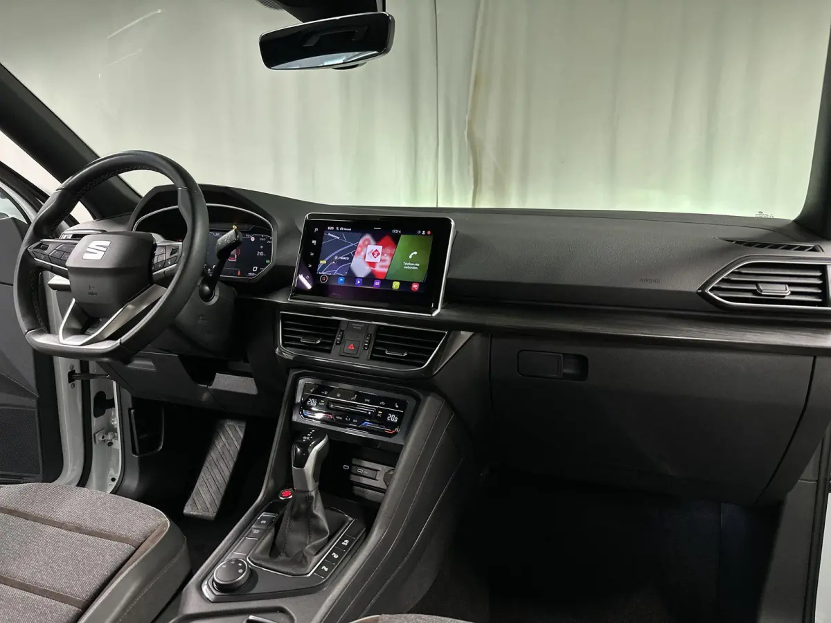1.5 TSI Xcellence Business Intense 7p. Automaat | Trekhaak | Pano