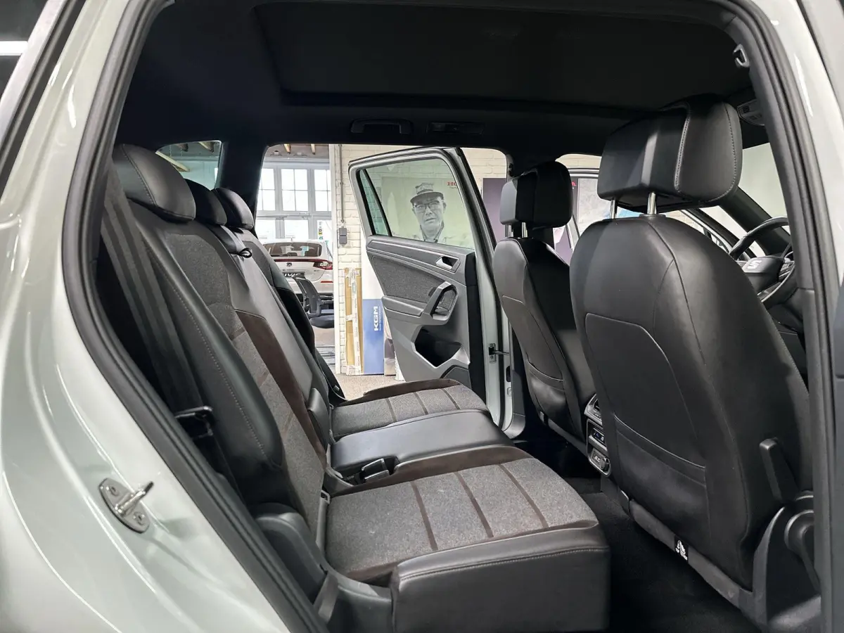 1.5 TSI Xcellence Business Intense 7p. Automaat | Trekhaak | Pano