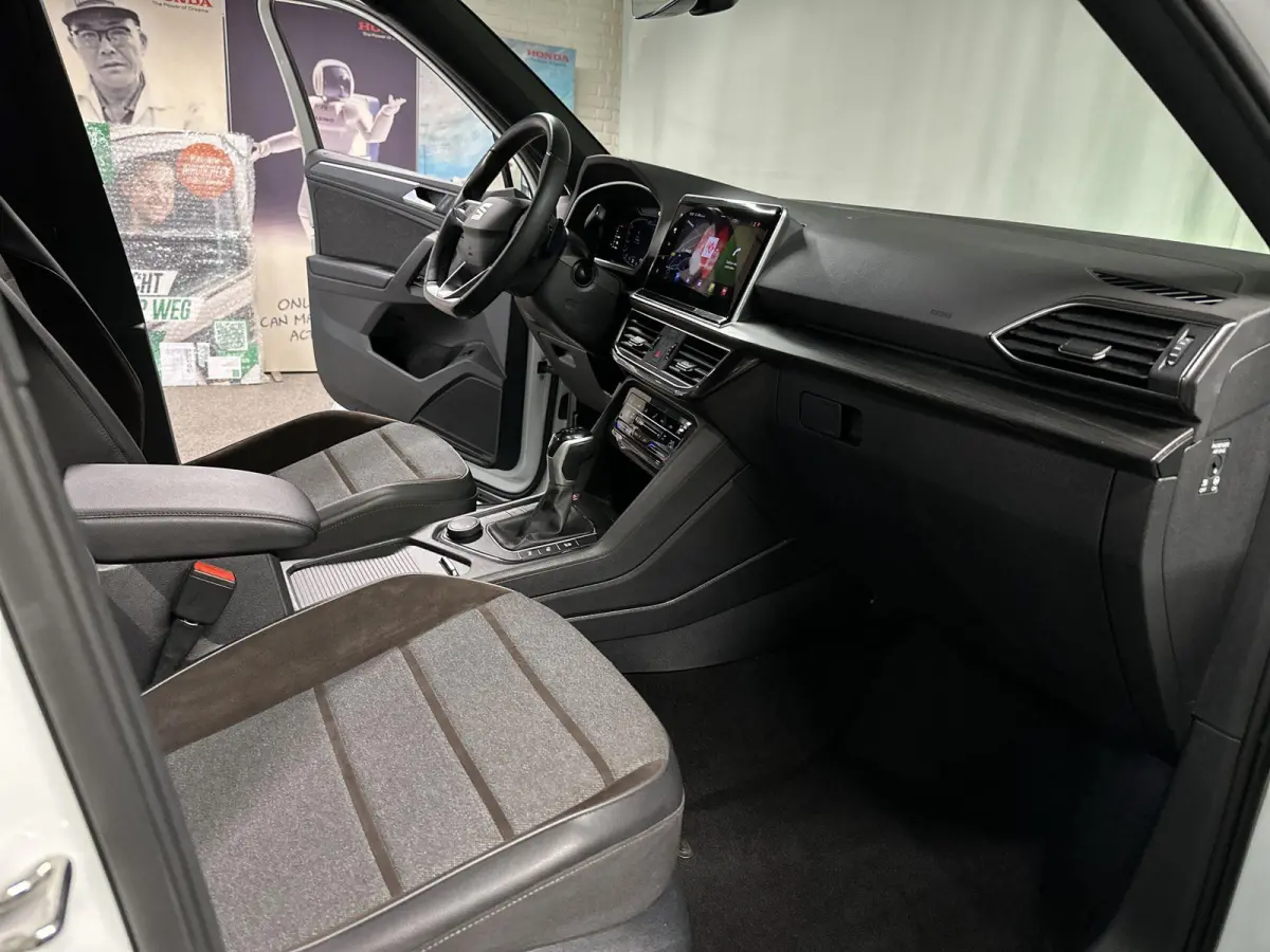 1.5 TSI Xcellence Business Intense 7p. Automaat | Trekhaak | Pano