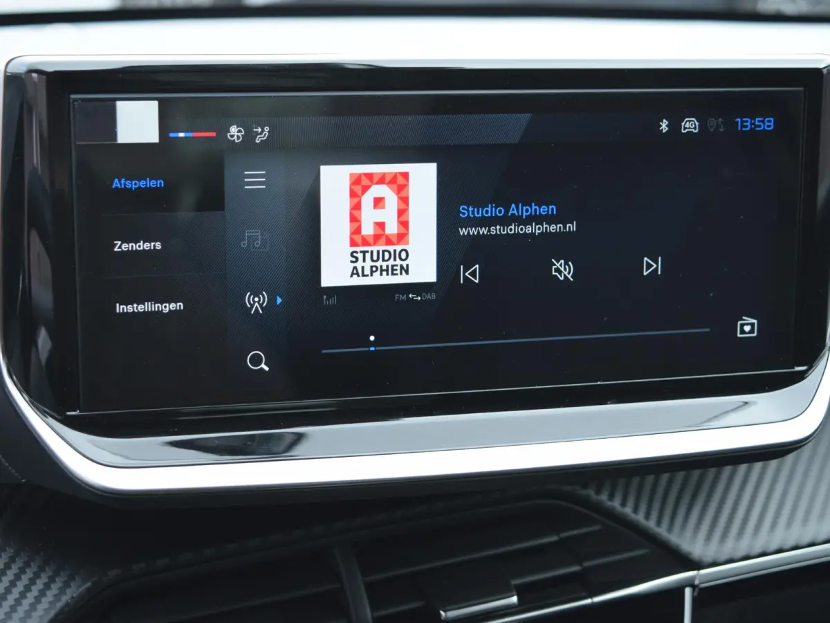 1.2 Hybrid 110 e-DCS6 Business PARKEERSENSOREN MET CAMERA | DONKER GETINT GLAS | AIRCO | DEMO