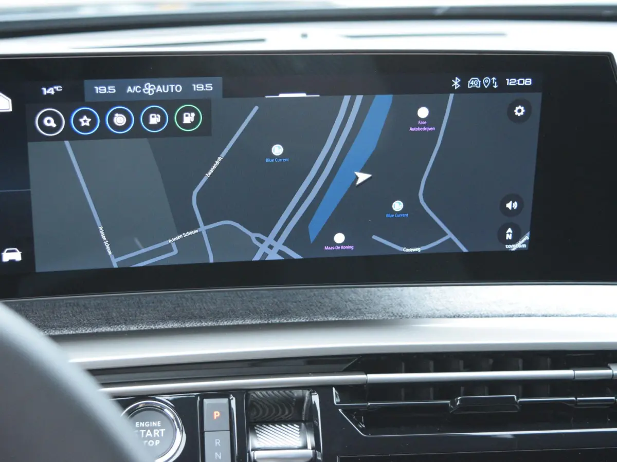 1.6 plug-in Hybrid 195 Allure PARKEERSENSOREN MET CAMERA | CLIMATE CONTROL | CRUISE CONTROL | DEMO