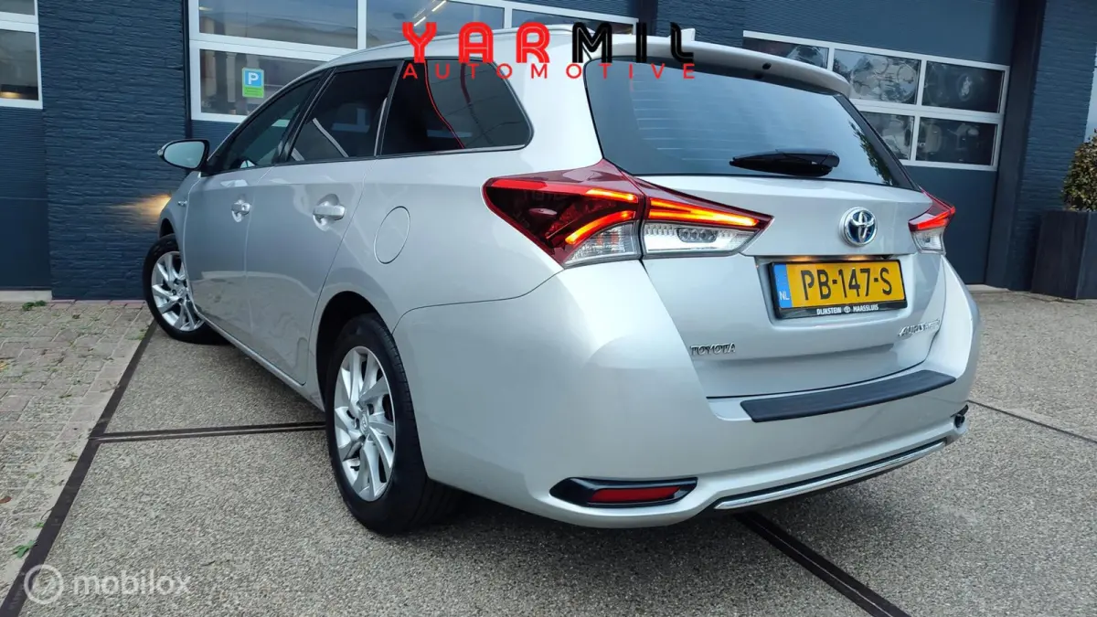 1.8 Hybrid Dynamic NAP DEALER ONDERHOUDEN ZEER NETJES