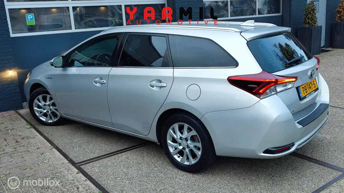 1.8 Hybrid Dynamic NAP DEALER ONDERHOUDEN ZEER NETJES