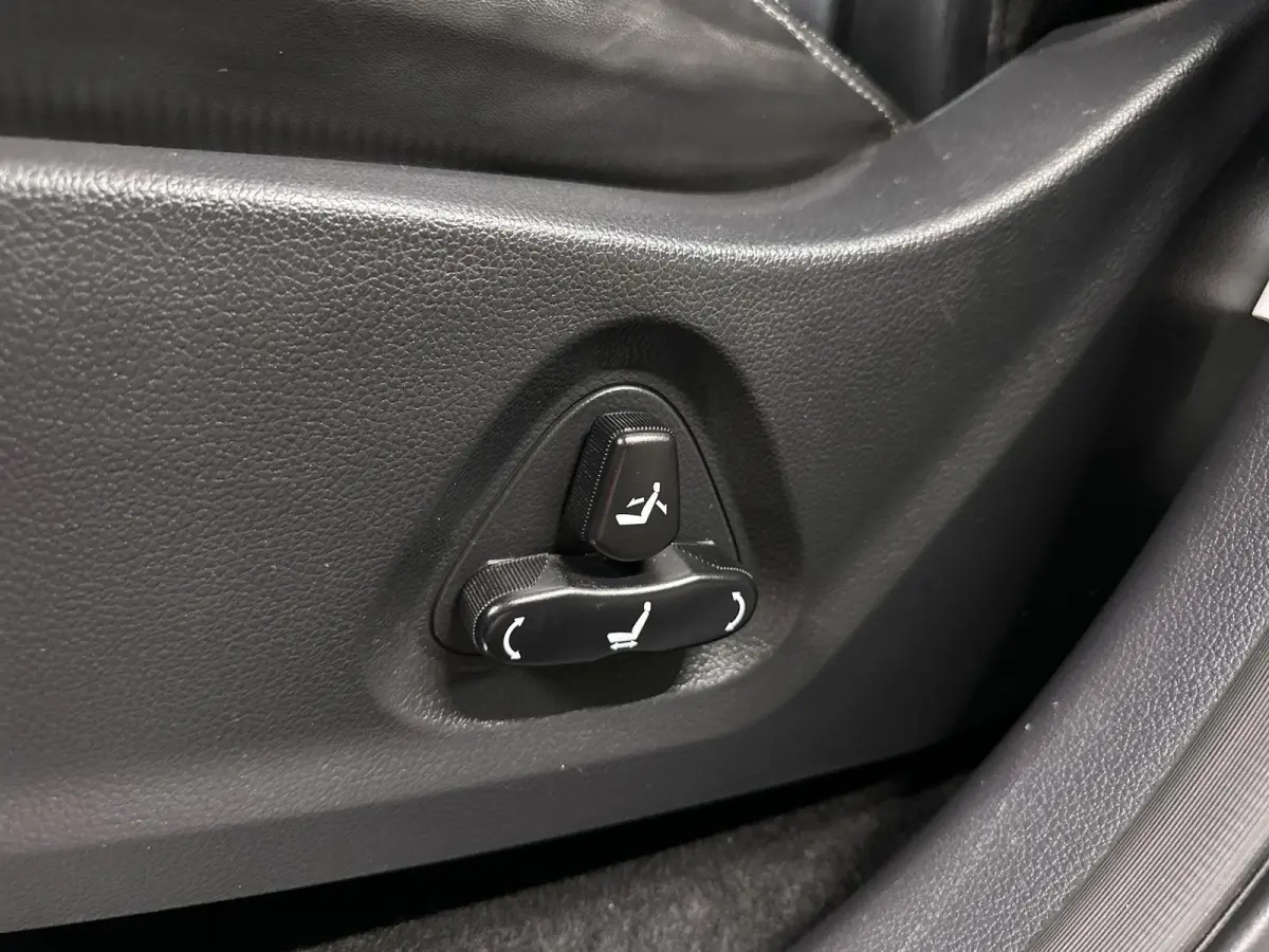 2.2 e-XDi Sapphire Automaat | Trekhaak | Leder
