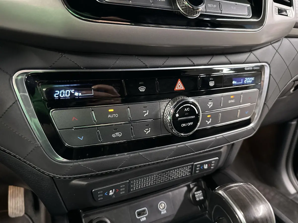 2.2 e-XDi Sapphire Automaat | Trekhaak | Leder