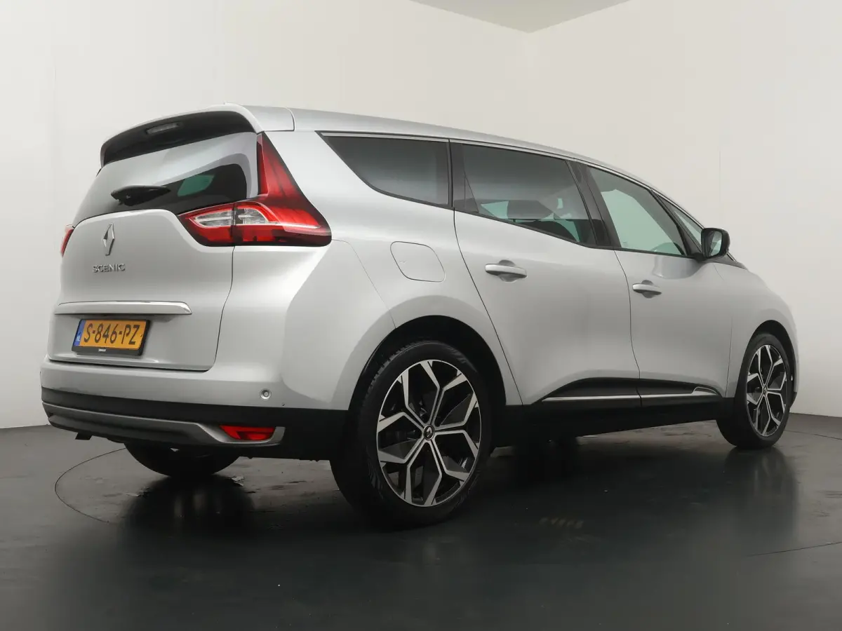 TCe 140 GPF Techno | 7-Persoons | Half Leder | Parkeercamera | Navigatie |
