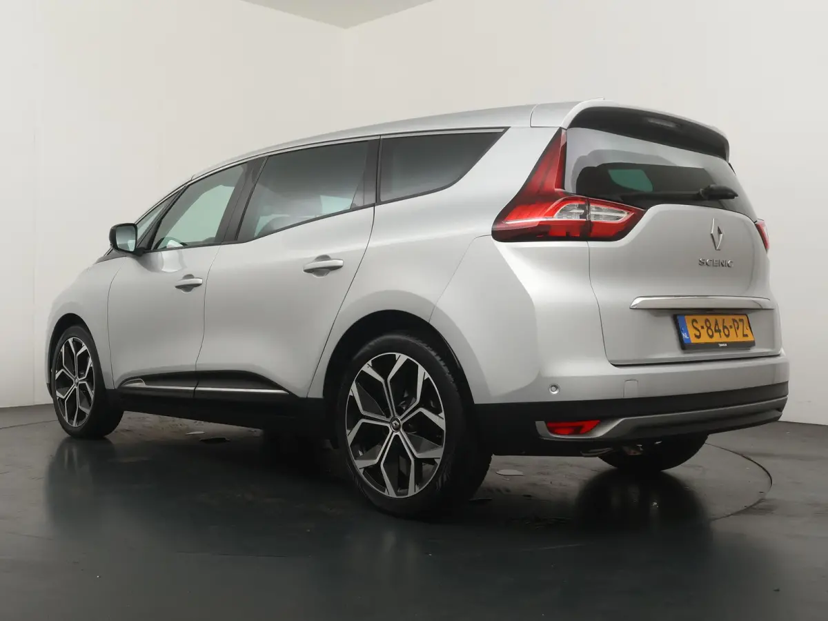 TCe 140 GPF Techno | 7-Persoons | Half Leder | Parkeercamera | Navigatie |