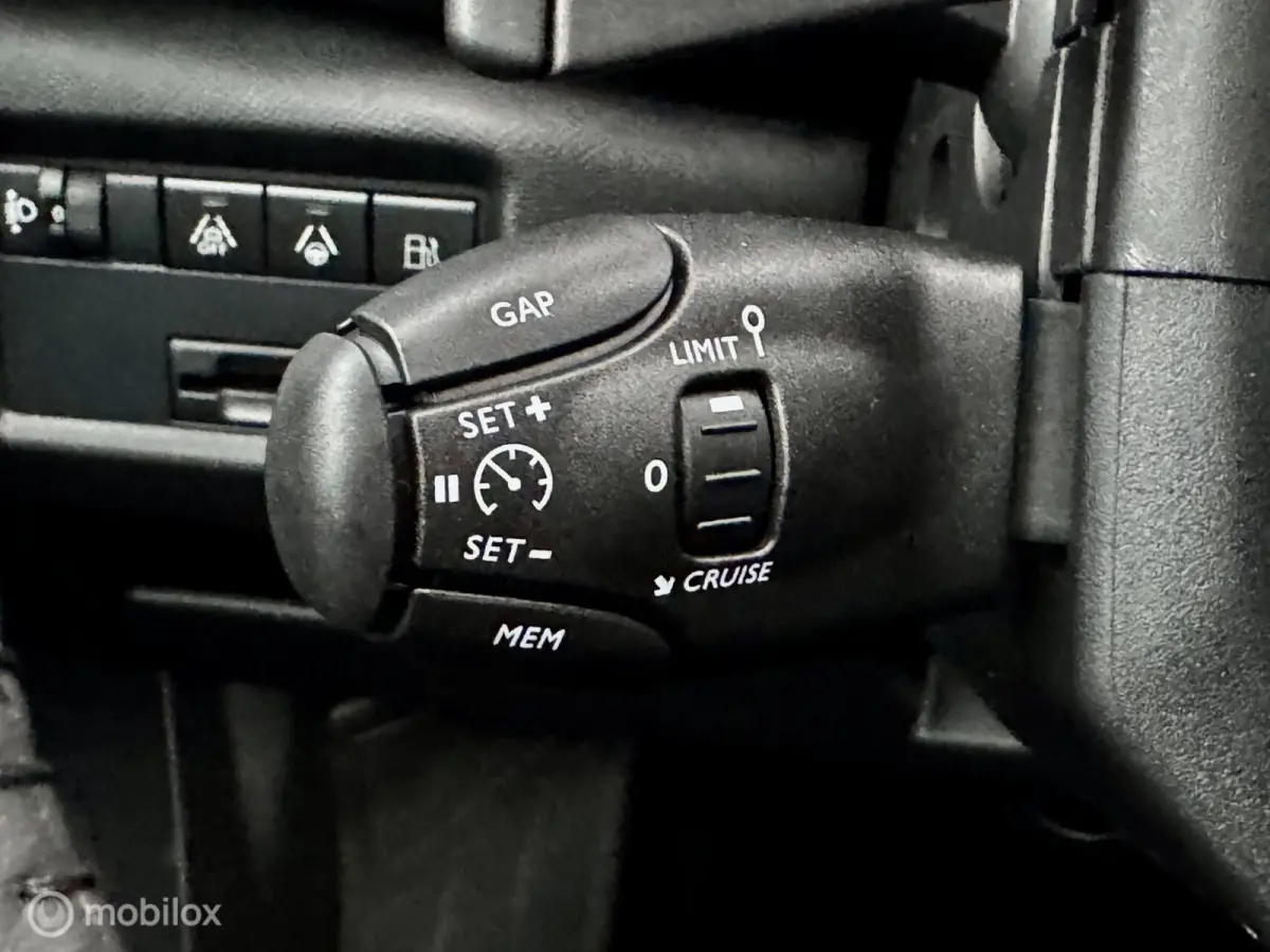 1.6 Plug-in Hybrid 225pk Max