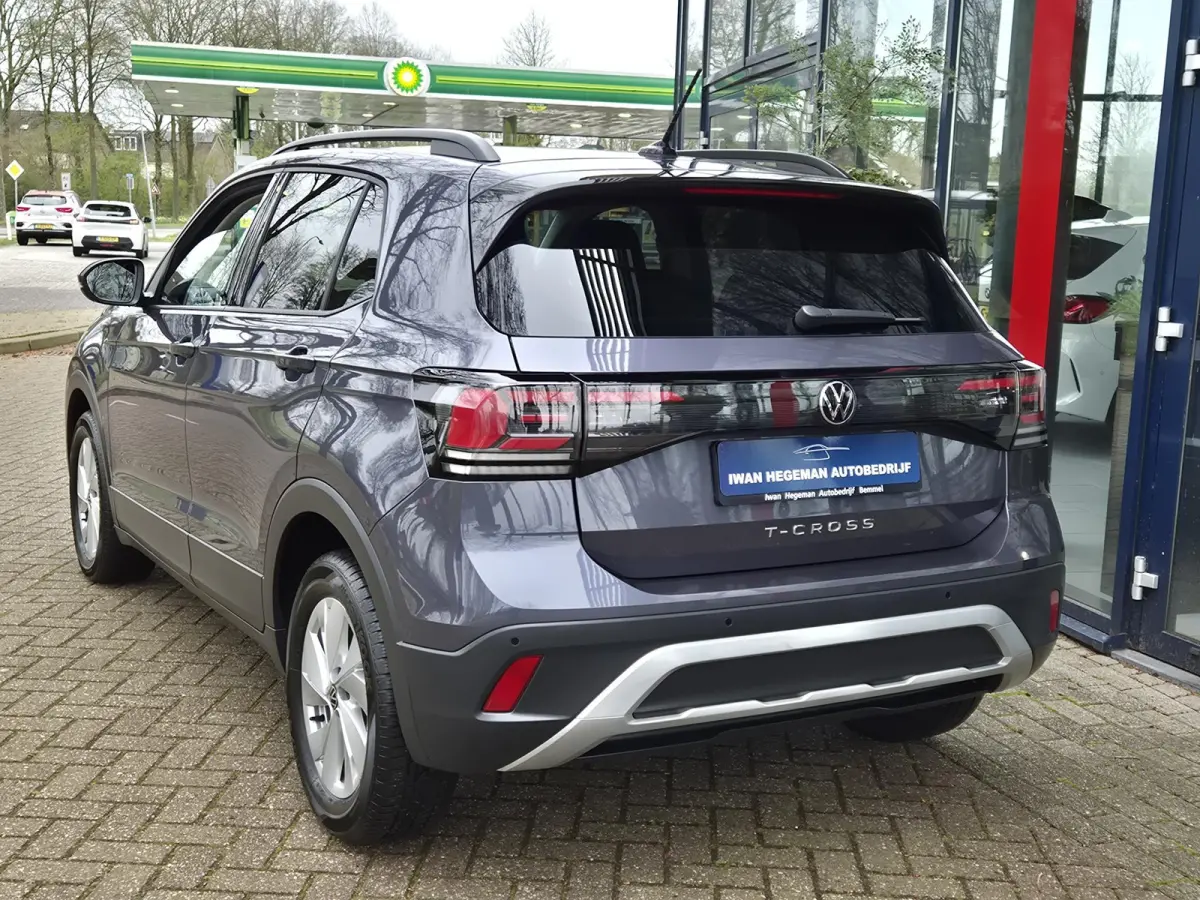 1.0 TSI AUTOMAAT | Navigatie | Climate Control | | Stoelverwarming | Licht metalen velgen