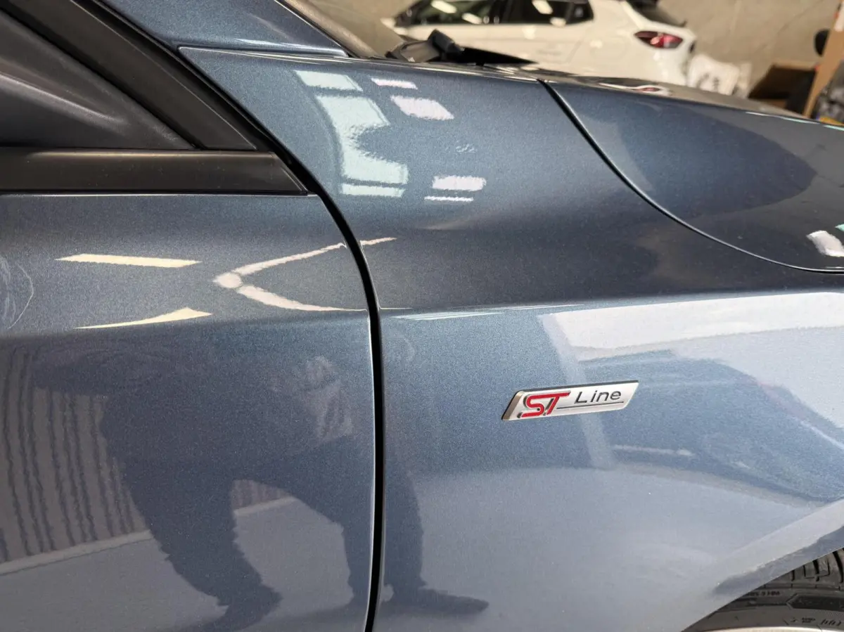 1.5 EcoBoost ST Line | LED | Pano | 182 PK