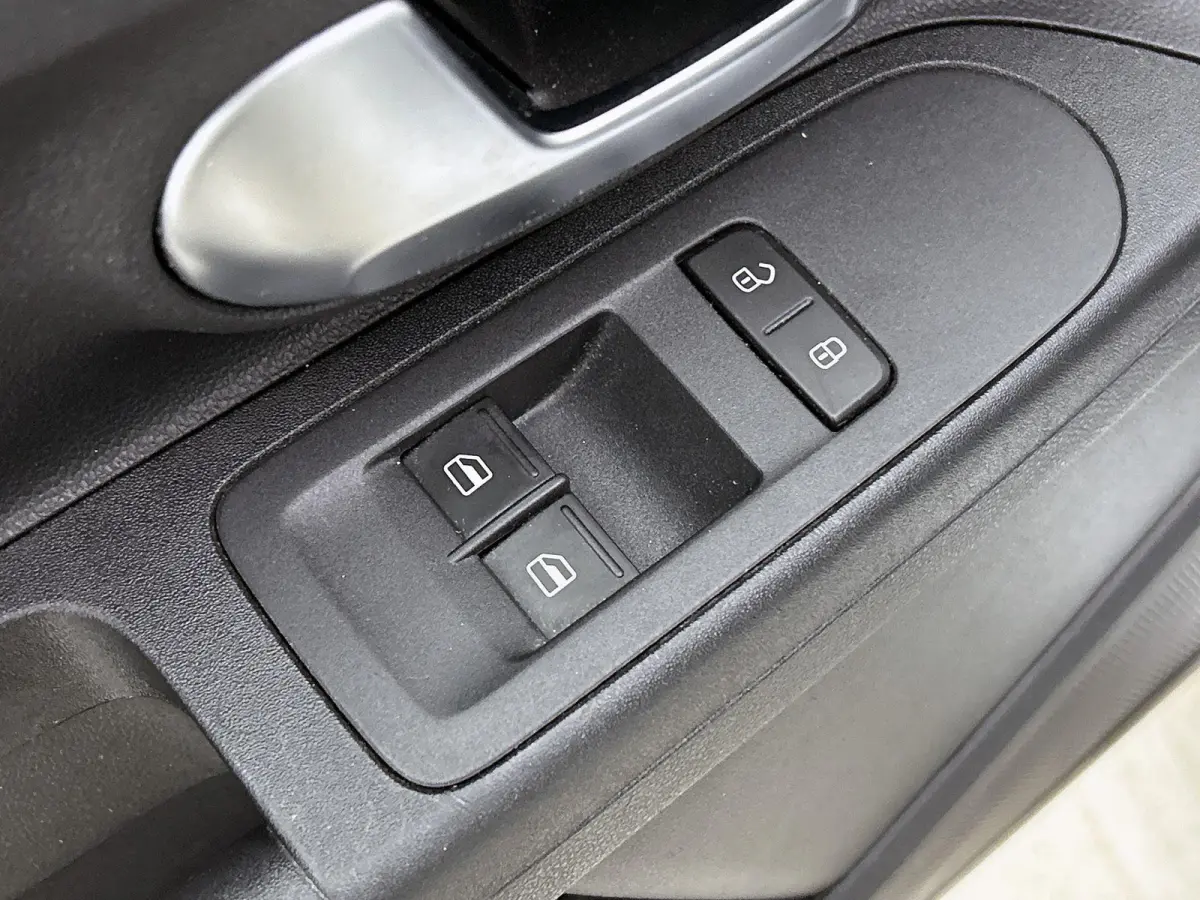 Up! 1.0 65 PK| Origineel Nederlands | 1e Eigenaar | Airco | Bluetooth | 5 Deurs