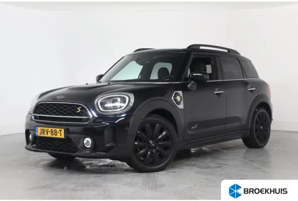 1.5 Cooper ALL4 Chili | Adaptieve Cruise | Leder | HUD | Climate control | Stoelverwarming | Memory Stoelen | Leder | Camera | Keyless