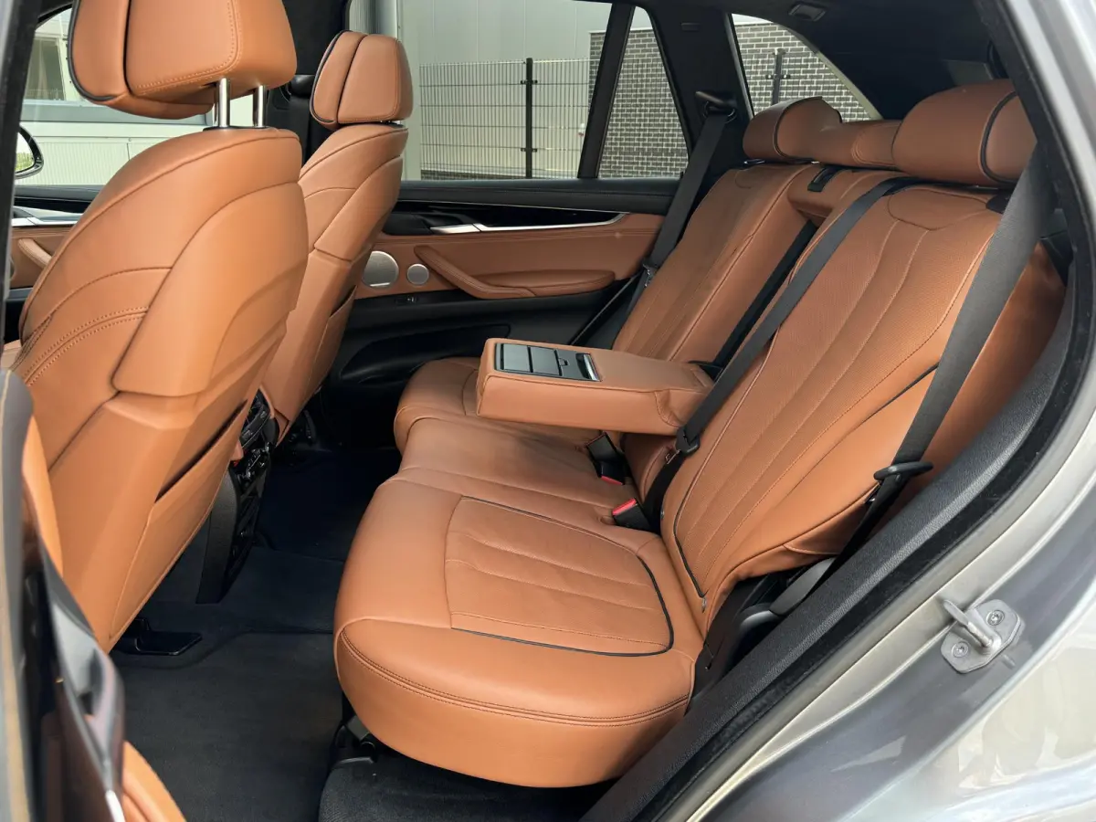 xDrive35i High Executive 306 PK | Individual | M sport | Bang & Olufsen