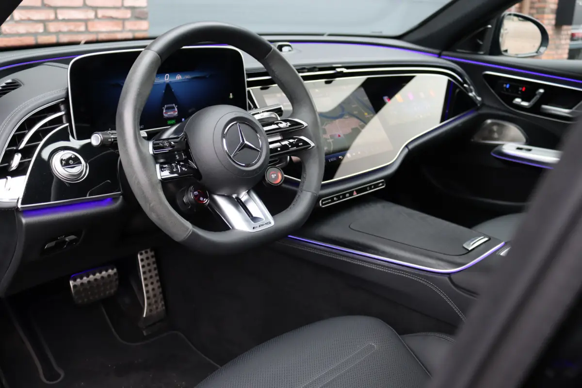 AMG 53 4MATIC+ Premium | 612pk | Hyperscreen | Achterasbesturing | Distronic+ | Burmester | HUD | Digital Light | Stoelventilatie | Surround Camera | Keyless Go | Soft-Close | Dynamic Plus-p