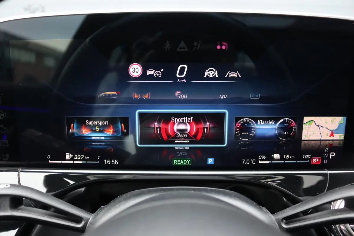 AMG 53 4MATIC+ Premium | 612pk | Hyperscreen | Achterasbesturing | Distronic+ | Burmester | HUD | Digital Light | Stoelventilatie | Surround Camera | Keyless Go | Soft-Close | Dynamic Plus-p