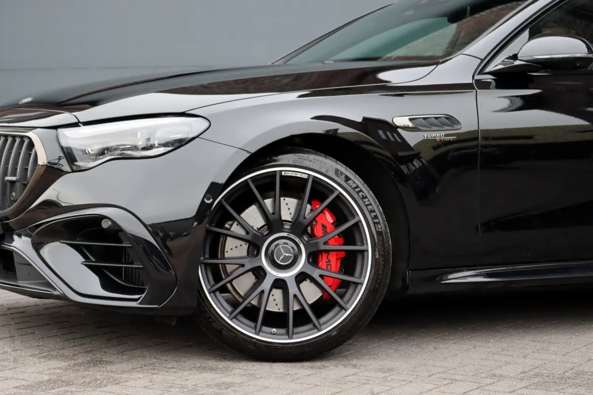 AMG 53 4MATIC+ Premium | 612pk | Hyperscreen | Achterasbesturing | Distronic+ | Burmester | HUD | Digital Light | Stoelventilatie | Surround Camera | Keyless Go | Soft-Close | Dynamic Plus-p