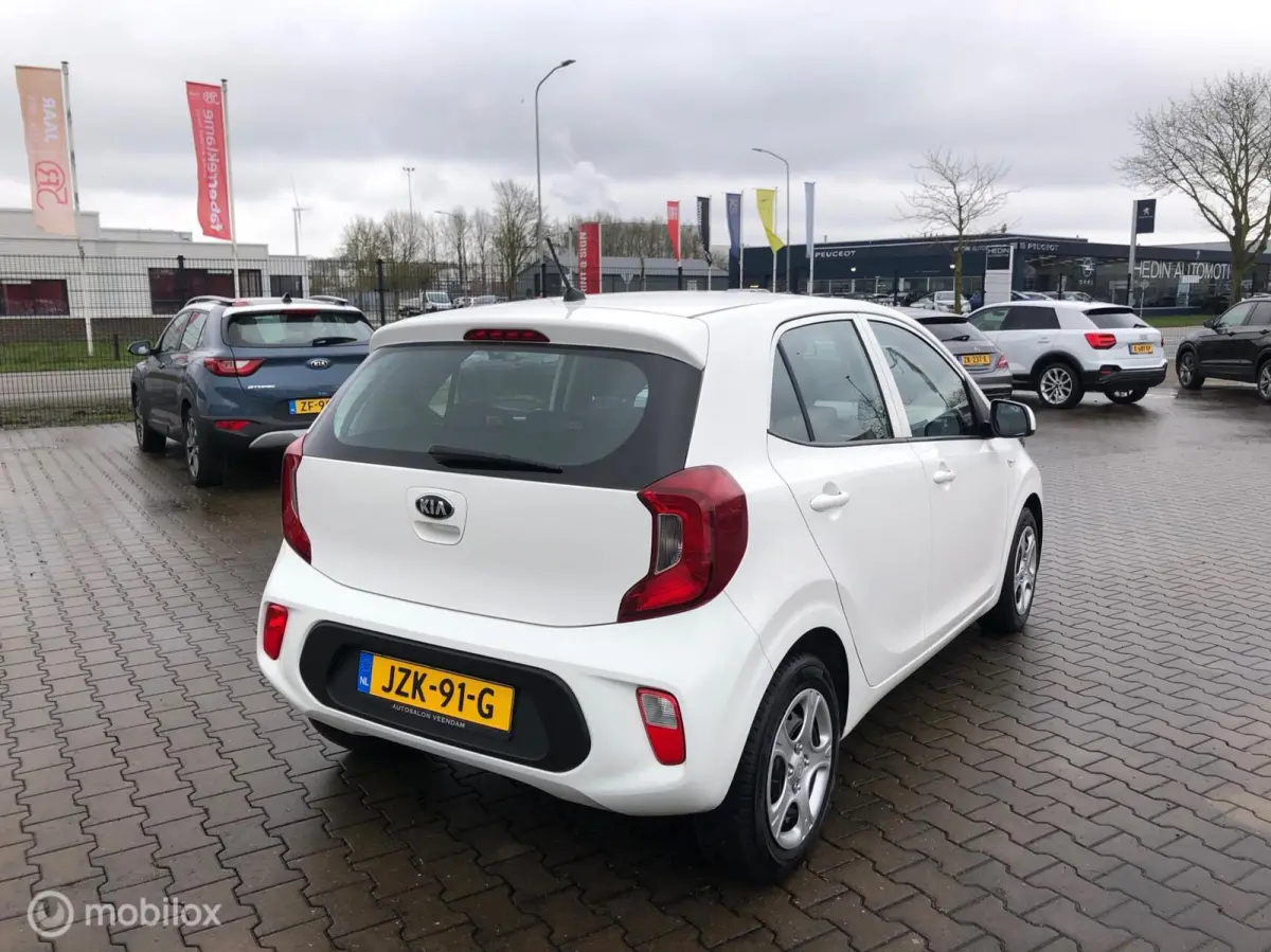 1.0 MPi 4DRS AIRCO ELL PAKK