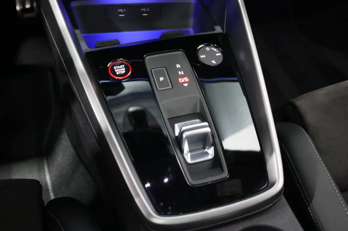 2.0 TFSI quattro 310+PK LED/B&O/PANO/SFEER/ALCANTARA+S.VERWARMING+MASSAGE/18" LMV/CAM/LINE/ACC/12 MND GARANTIE!