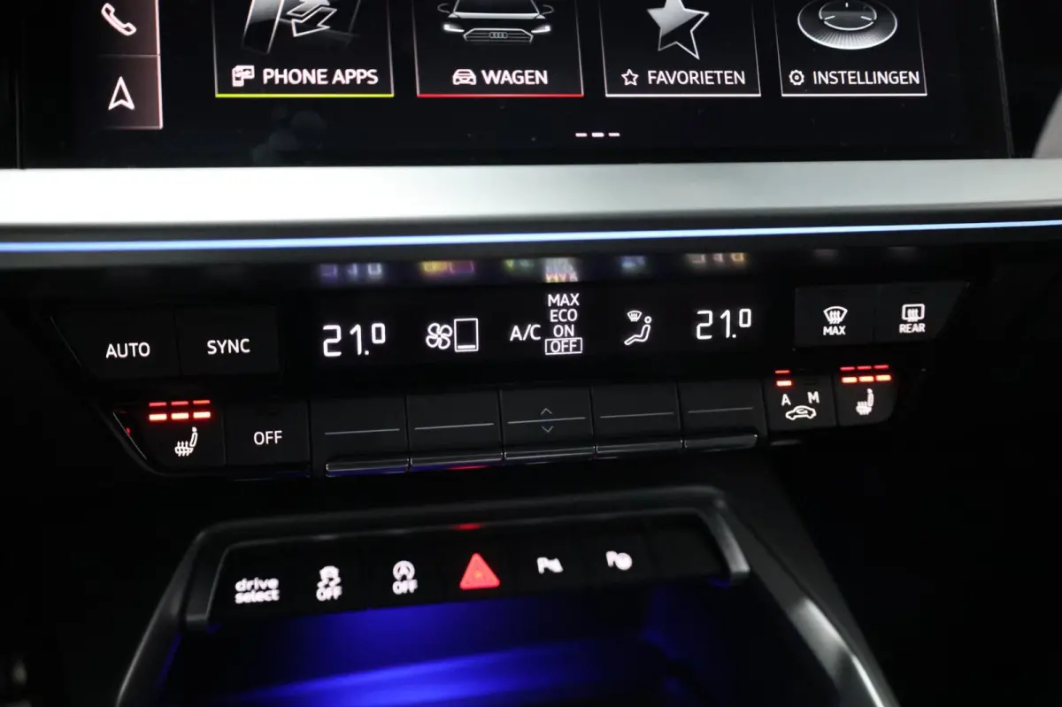 2.0 TFSI quattro 310+PK LED/B&O/PANO/SFEER/ALCANTARA+S.VERWARMING+MASSAGE/18" LMV/CAM/LINE/ACC/12 MND GARANTIE!