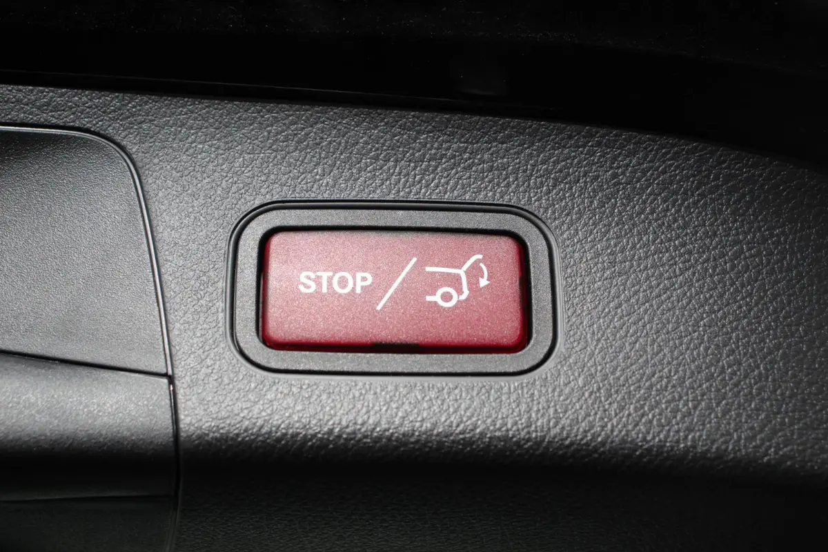 200 163pk Automaat Progressive Navigatie Climate Control Camera Parkeer sensoren Stoelverwarming DAB Lichtmetalen velgen 18" Electrisch bedienbare achterklep