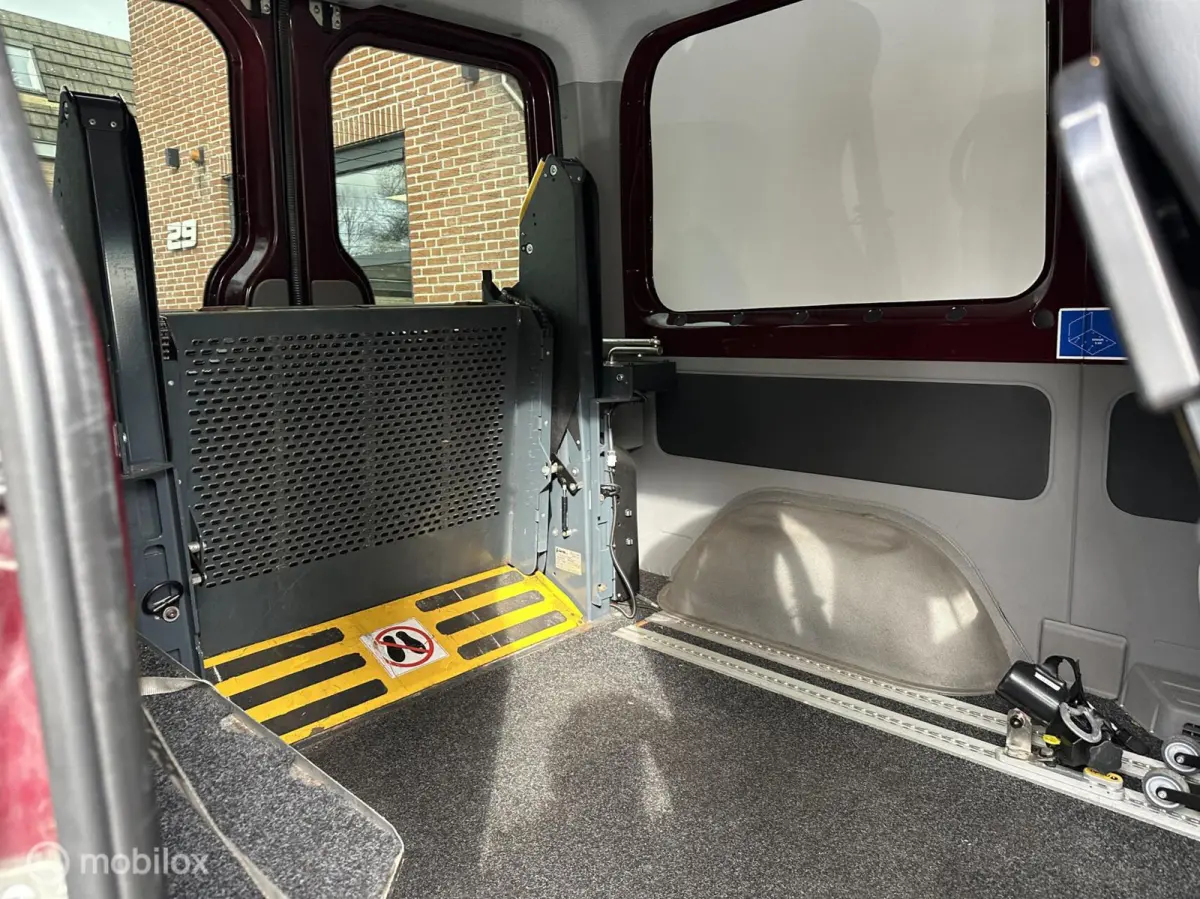rolstoelbus automaat airco handgas zelfrijdend