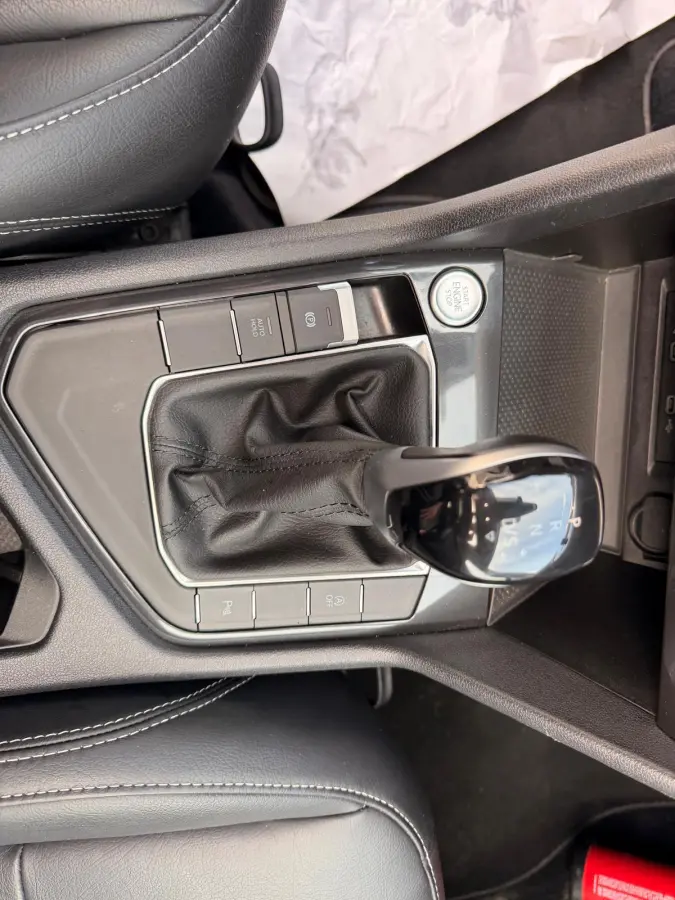 1.5 TSI Elegance 7p.