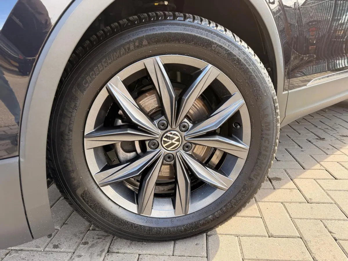 1.5 TSI Elegance 7p.