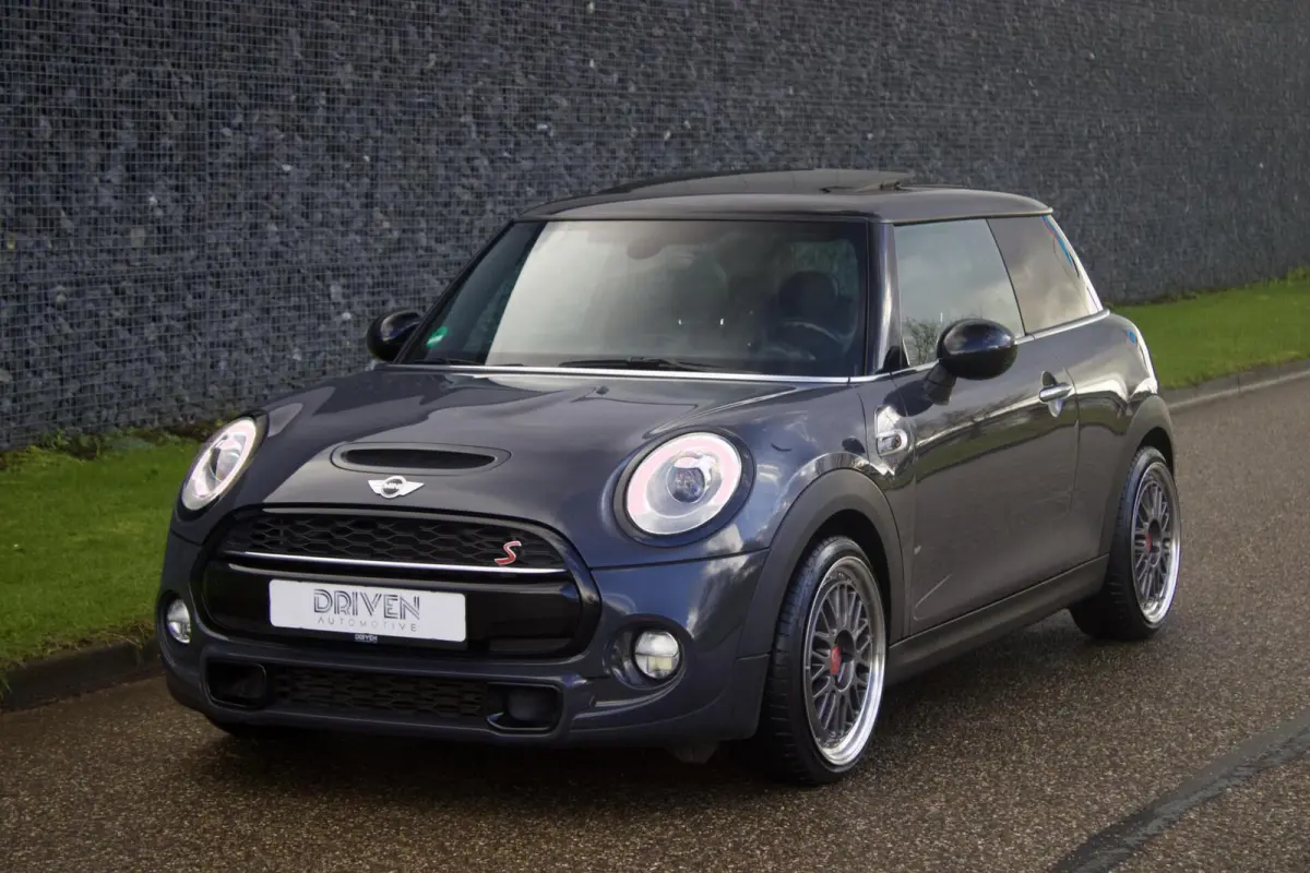 MINI Cooper 2017 Benzine Automatisch leasen