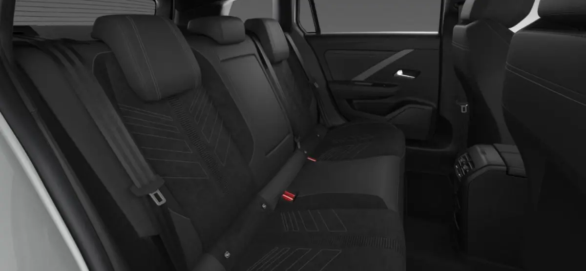 Ultimate - Plug-In Hybrid | 3,7 kW boordlader | Achteruitrijcamera 180° | Adaptive Cruise control