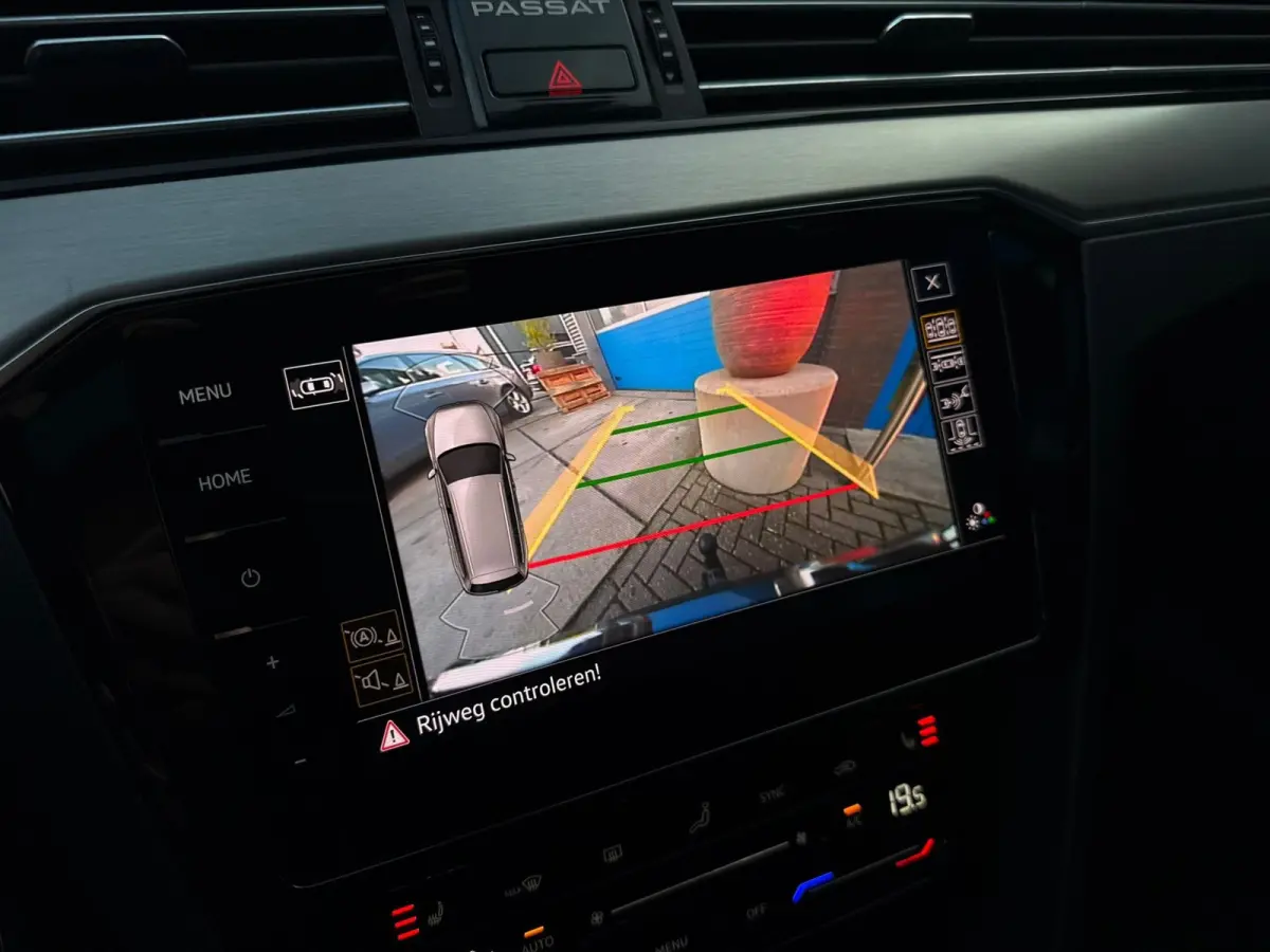 1.5 TSI R-Line Business + 150PK|LaneA|Virtual|AUT|Trekhaak|Apdaptive|Pano|Carplay|Sportstoelen|IQ Light|