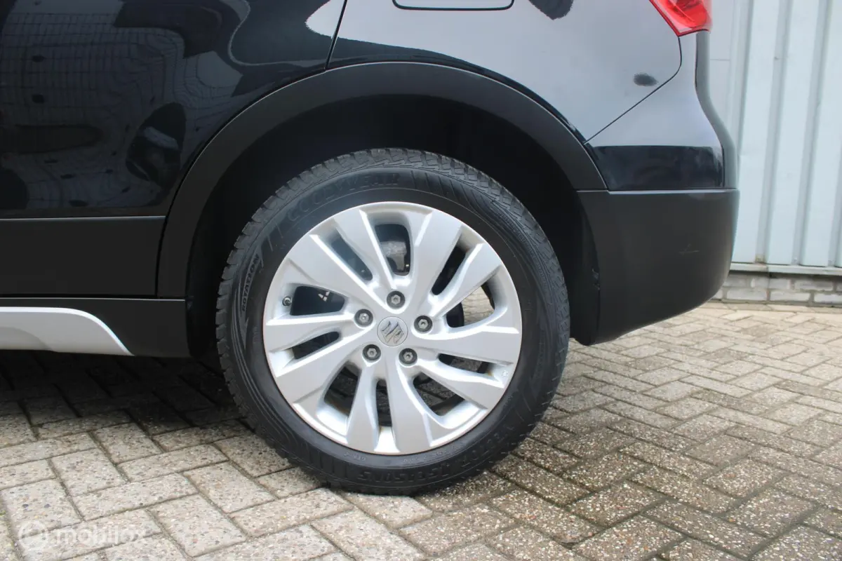 1.0 Boosterjet Exclusive 1e Eig | Boekjes | Navigatie |
