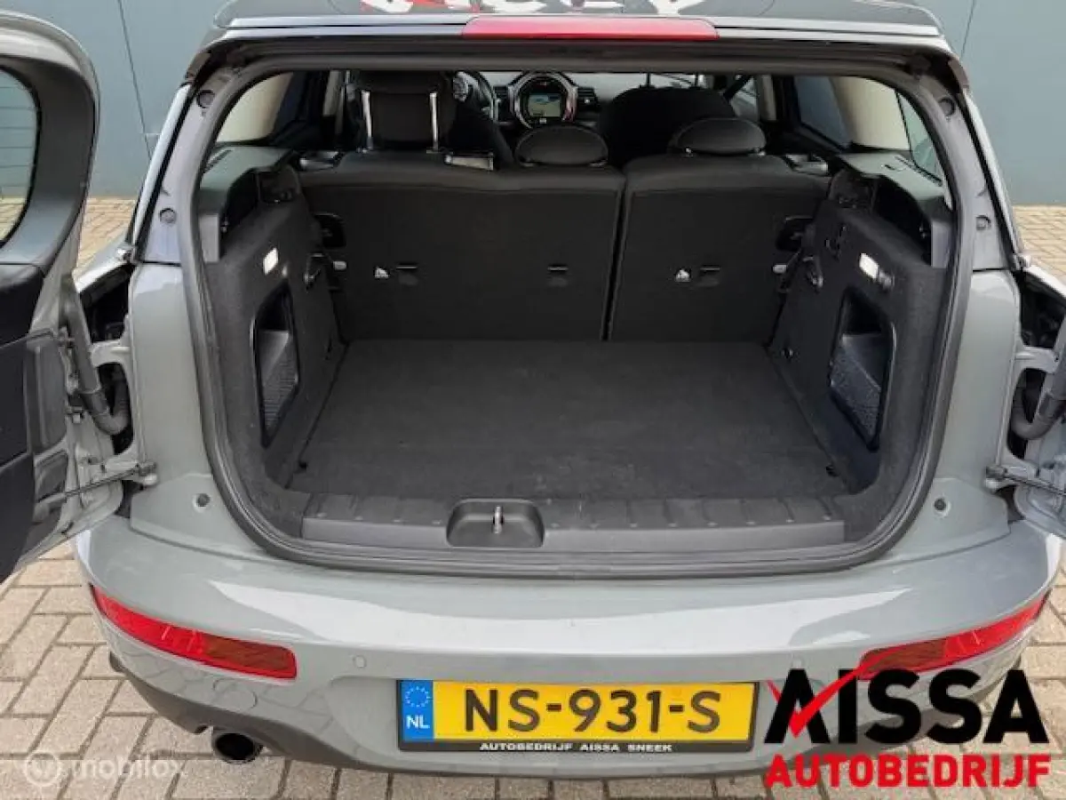1.5 Cooper Chili Serious Business Origineel NL -NAP-Navigatie-Cruise-Climate Control-PDC V+A-6-deurs....