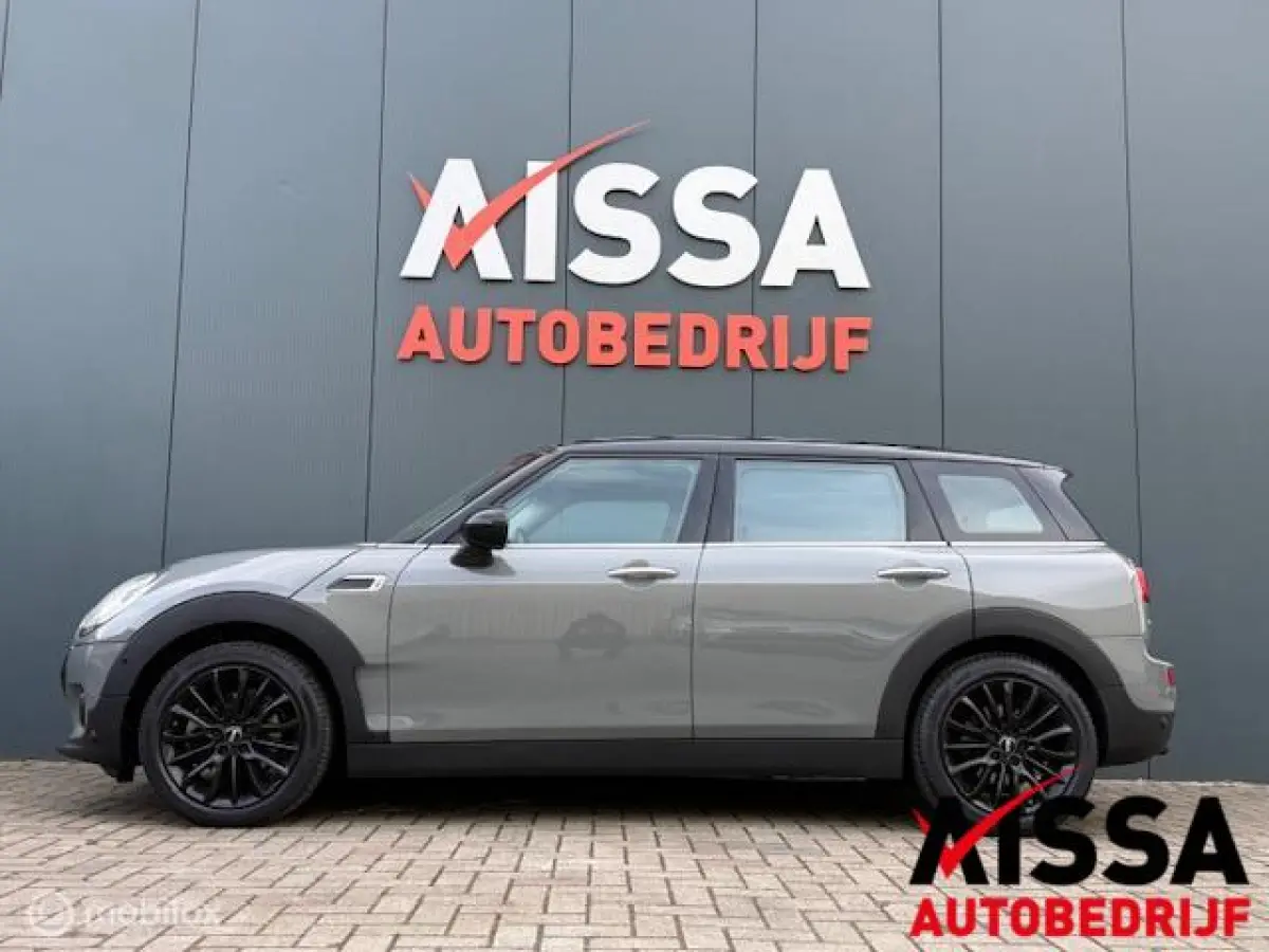 1.5 Cooper Chili Serious Business Origineel NL -NAP-Navigatie-Cruise-Climate Control-PDC V+A-6-deurs....
