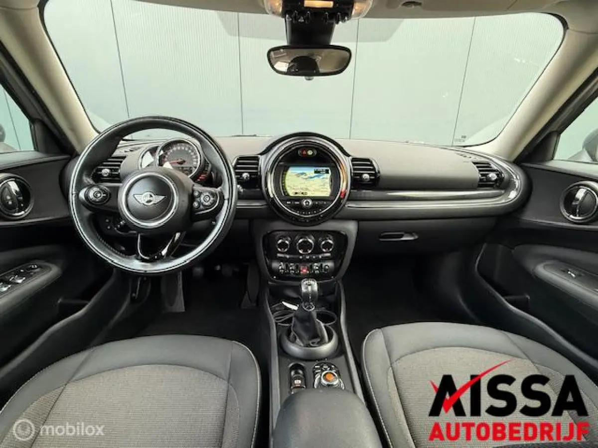 1.5 Cooper Chili Serious Business Origineel NL -NAP-Navigatie-Cruise-Climate Control-PDC V+A-6-deurs....