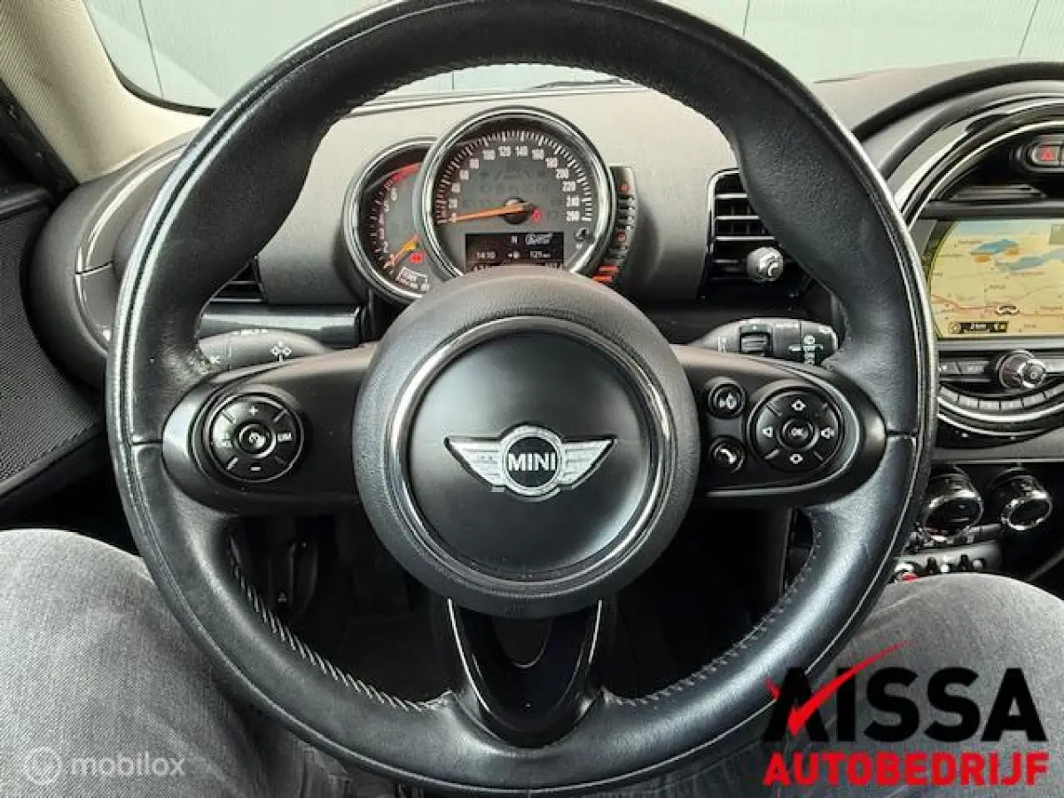 1.5 Cooper Chili Serious Business Origineel NL -NAP-Navigatie-Cruise-Climate Control-PDC V+A-6-deurs....