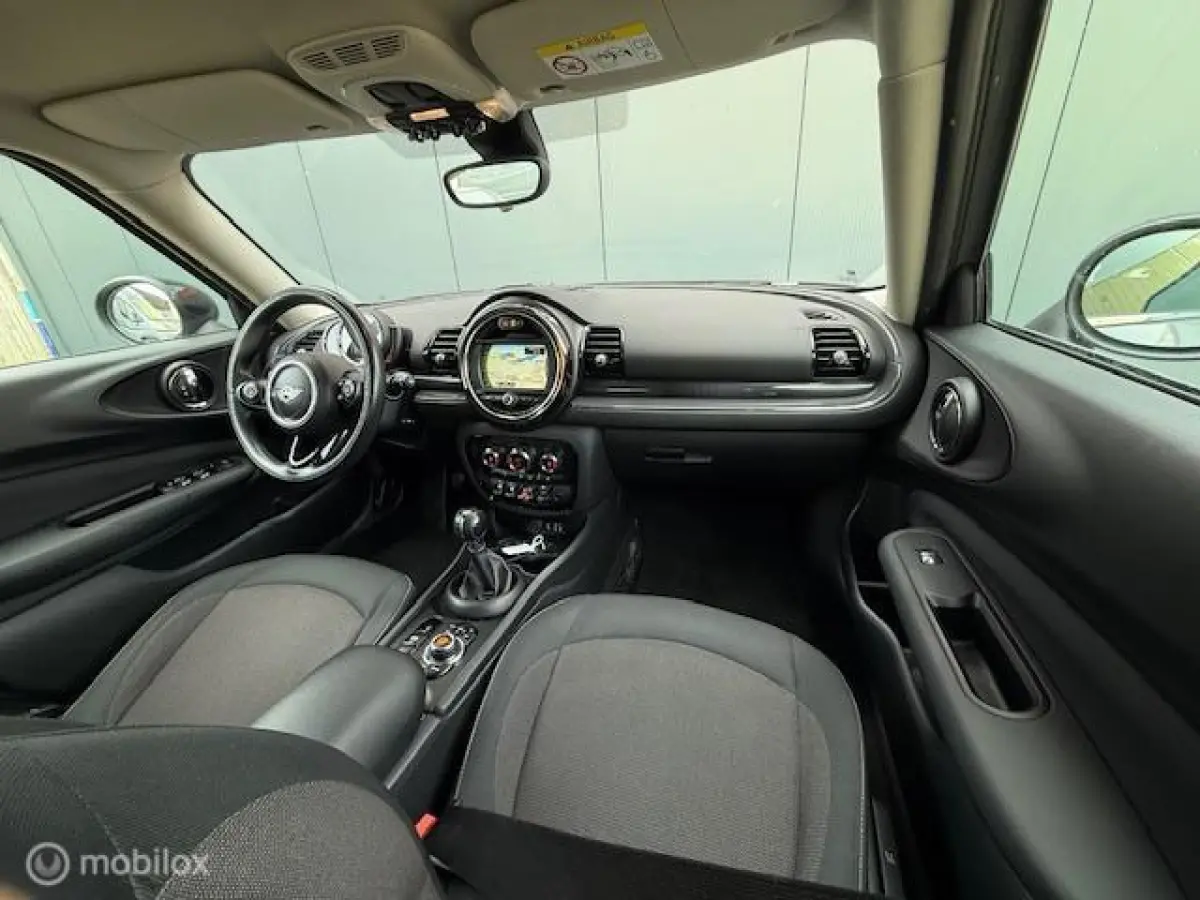 1.5 Cooper Chili Serious Business Origineel NL -NAP-Navigatie-Cruise-Climate Control-PDC V+A-6-deurs....