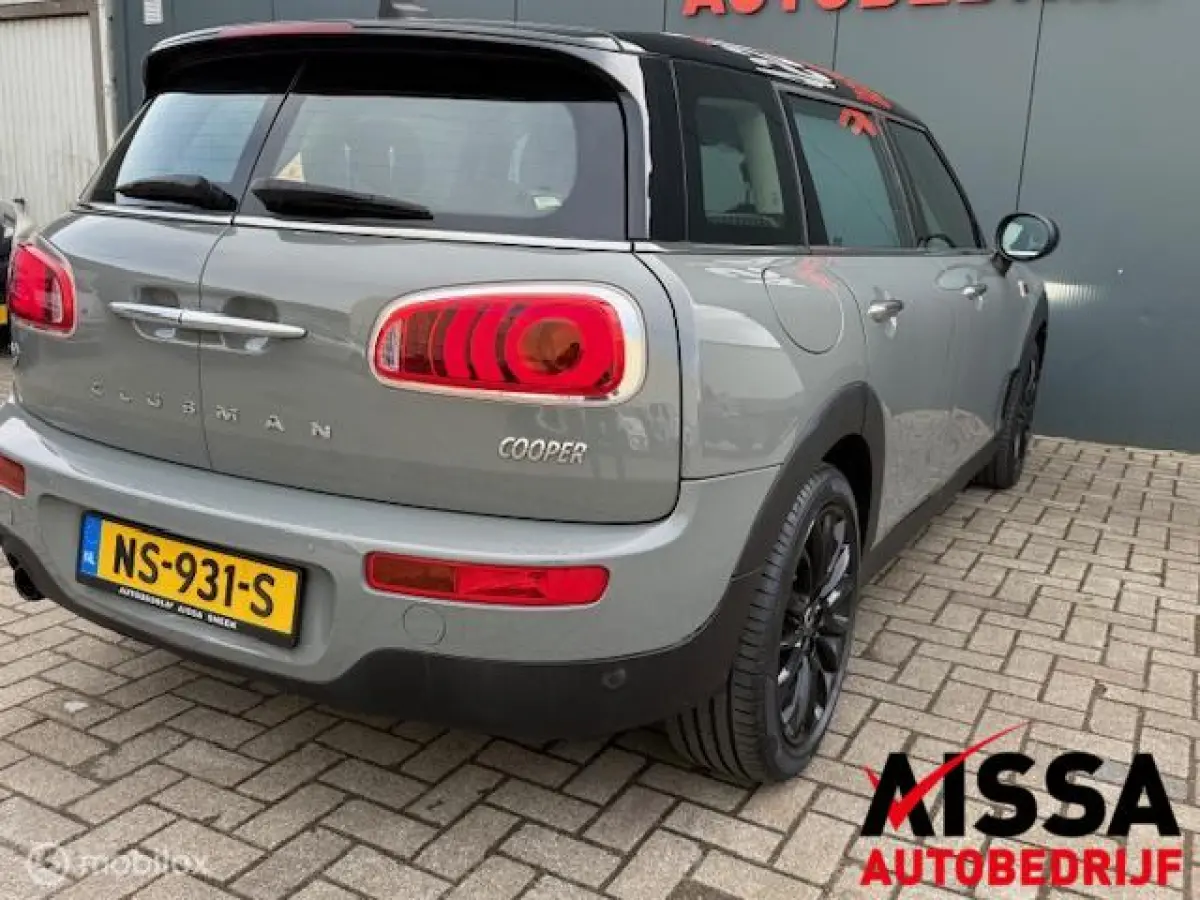 1.5 Cooper Chili Serious Business Origineel NL -NAP-Navigatie-Cruise-Climate Control-PDC V+A-6-deurs....