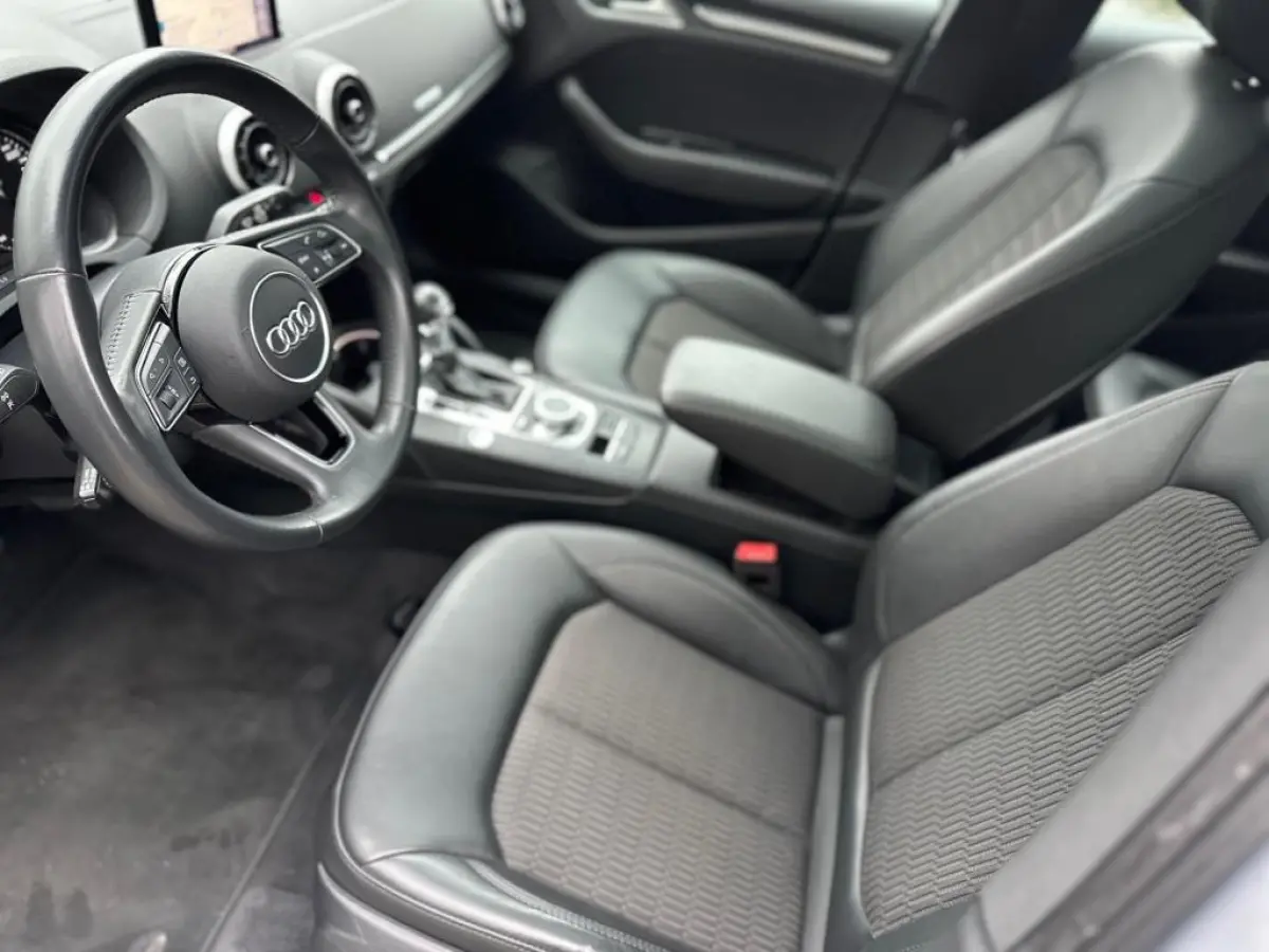 1.4 e-tron | Pano | LED | Adaptive | Plug-in Hybrid |