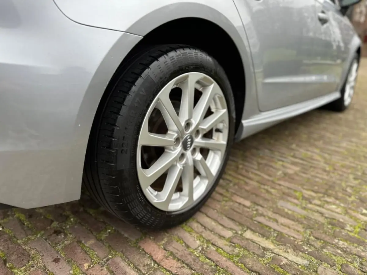 1.4 e-tron | Pano | LED | Adaptive | Plug-in Hybrid |
