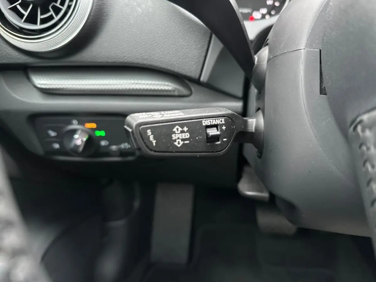 1.4 e-tron | Pano | LED | Adaptive | Plug-in Hybrid |
