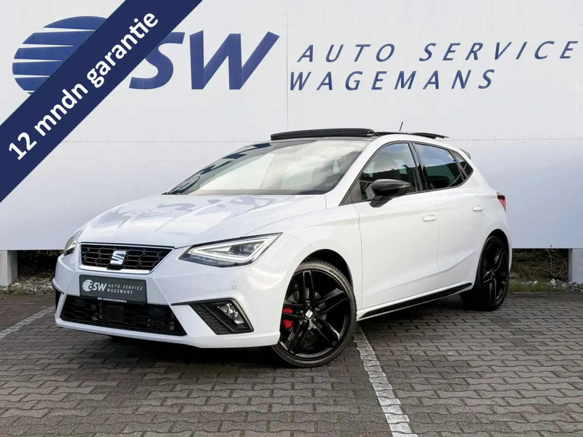 1.0 EcoTSI FR Plus Connect | Pano | ACC | Camera | Keyless | LED