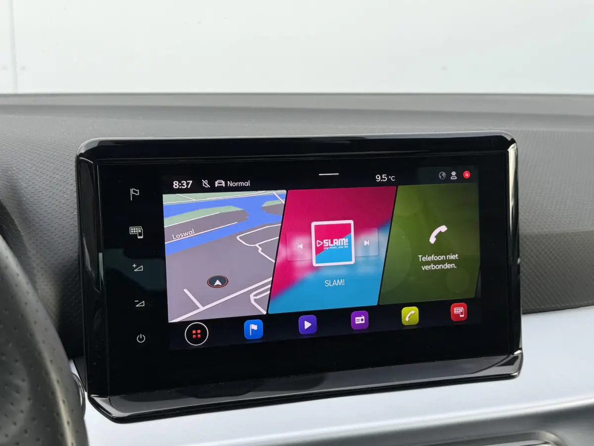 1.0 EcoTSI FR Plus Connect | Pano | ACC | Camera | Keyless | LED