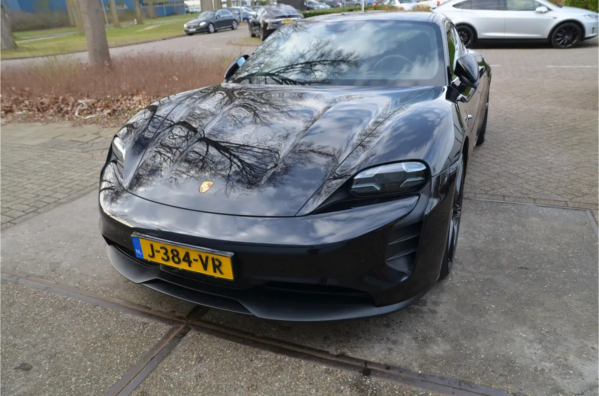 4S Performance 93 kWh Sport Chrono
