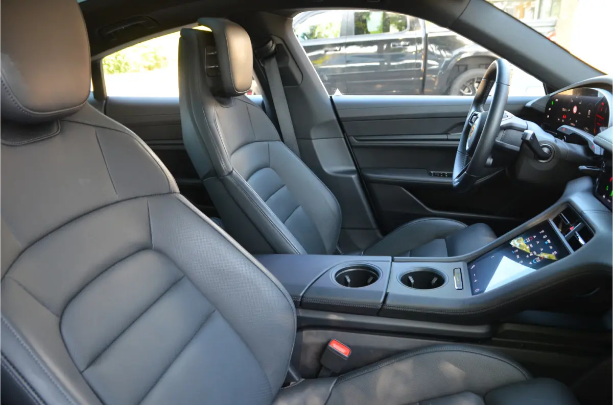 4S Performance 84 kWh Sport Chrono, 4x4 + achteras besturing, Pano, incl. BTW