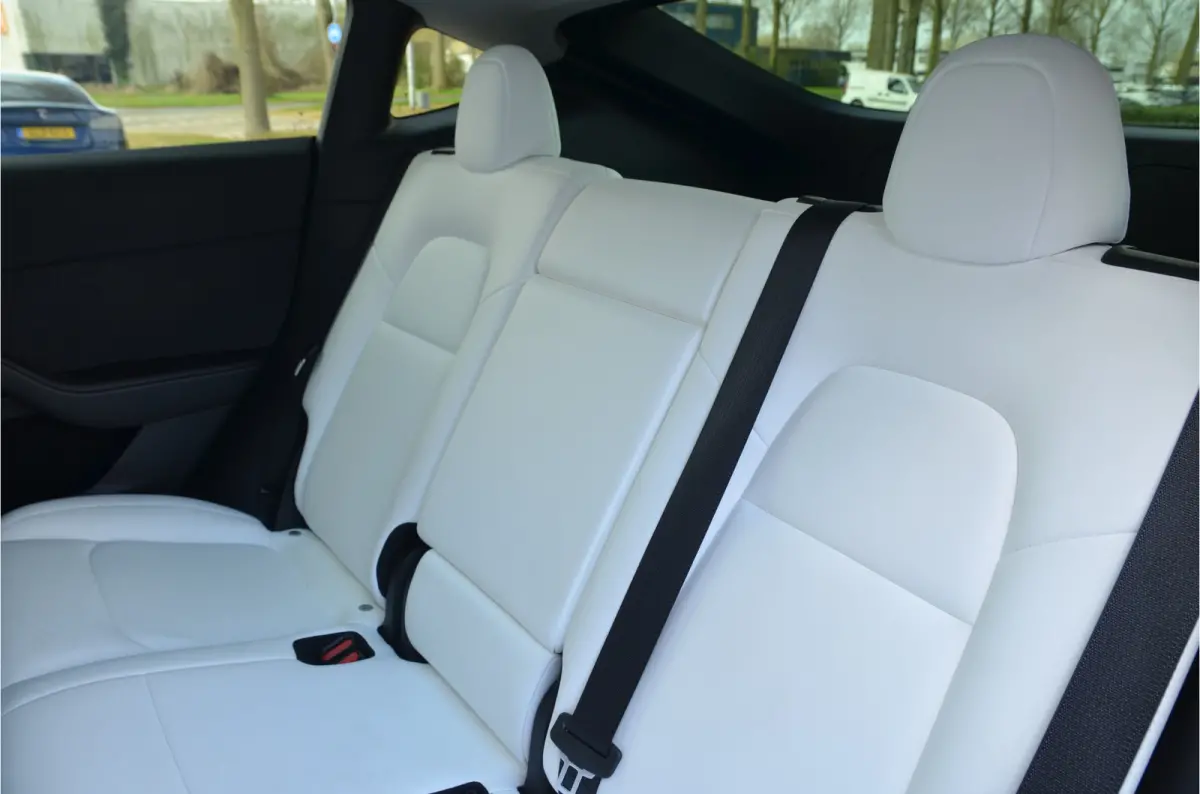 Long Range AWD 75 kWh Enhanced AutoPilot3.0 (twv 3.800,-)