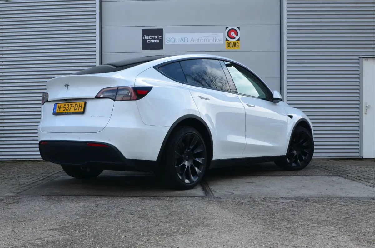 Long Range AWD 75 kWh Enhanced AutoPilot3.0 (twv 3.800,-)
