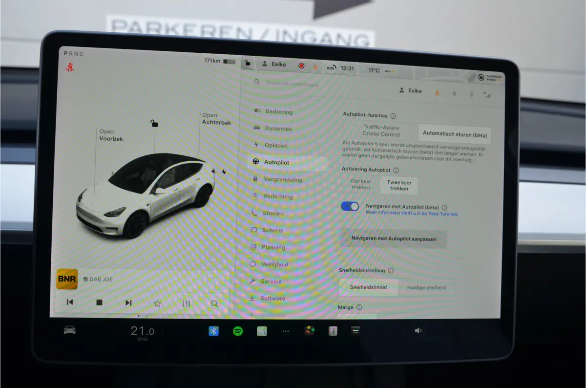 Long Range AWD 75 kWh Enhanced AutoPilot3.0 (twv 3.800,-)