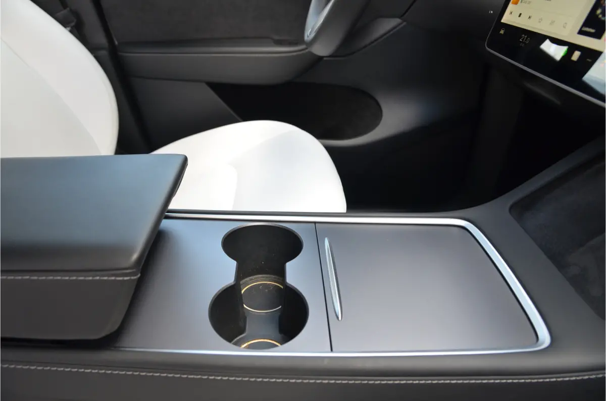 Long Range AWD 75 kWh Enhanced AutoPilot3.0 (twv 3.800,-)